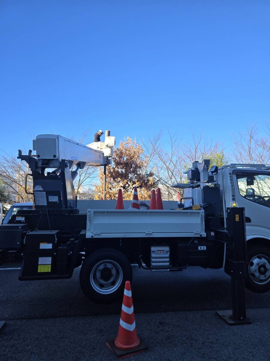 東京都　某食品工場　外灯LED改修工事